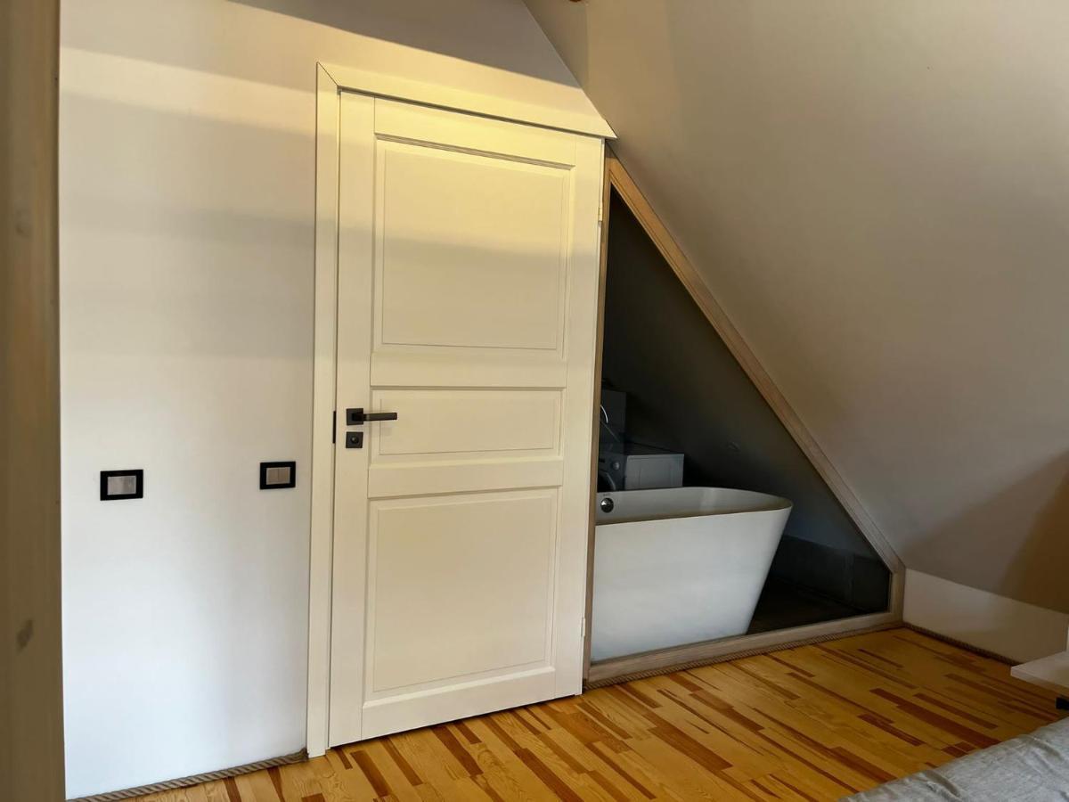 Kk Apartment Ventspils Extérieur photo